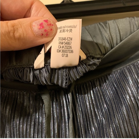 NWOT VICTORIA'S SECRET shimmer lounge shorts - Picture 5 of 5